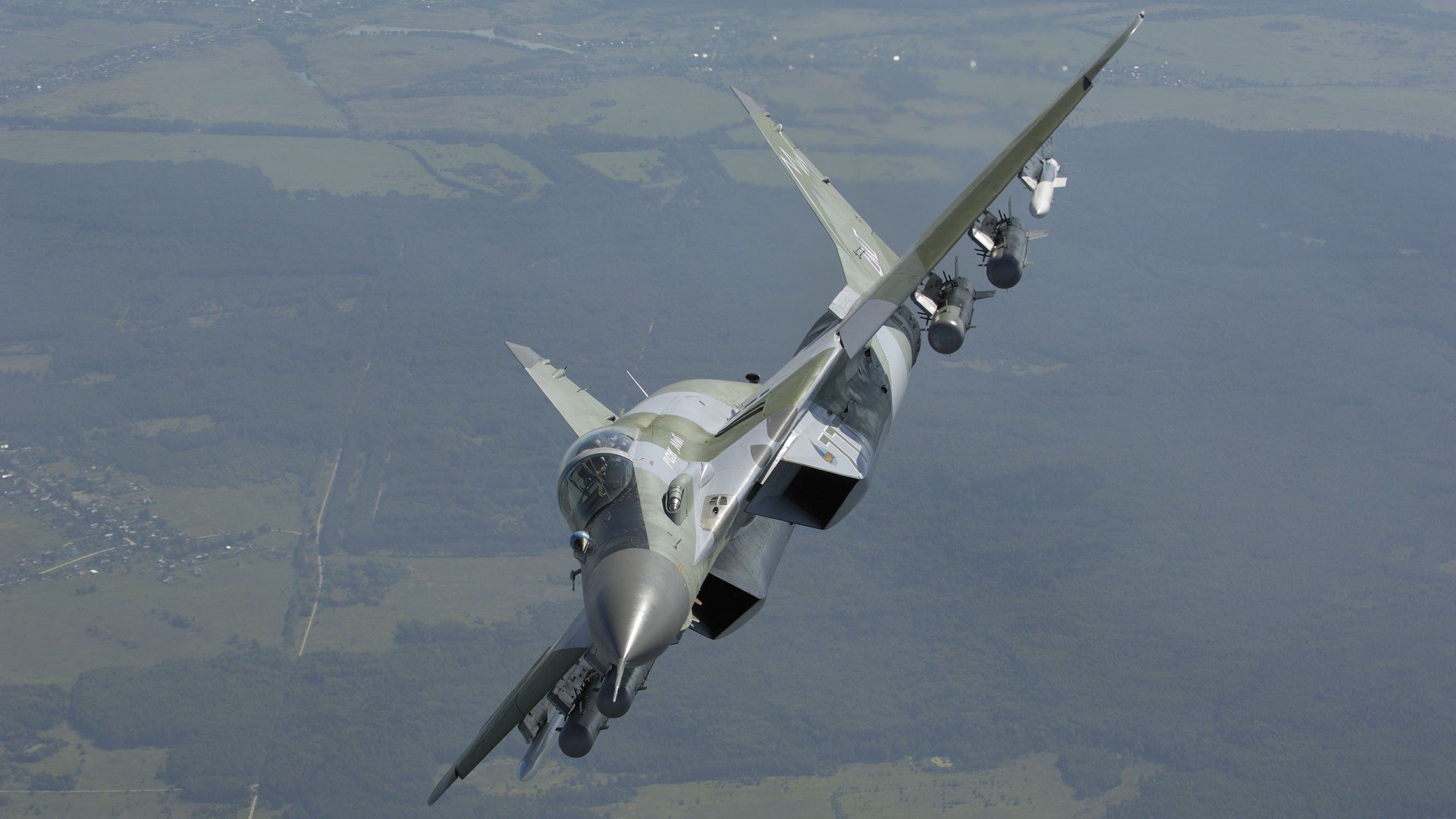 当戈贝尔在CBA数据爆炸，深圳的微型巨人如何撕裂卫冕冠军？