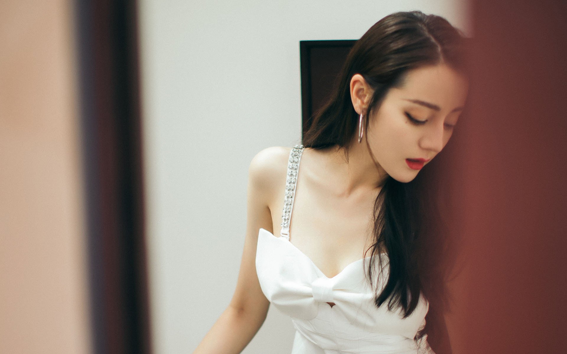 摩纳哥1.57亿身价碾压美国12.1亿,伊萨克化身关键先生改写剧本