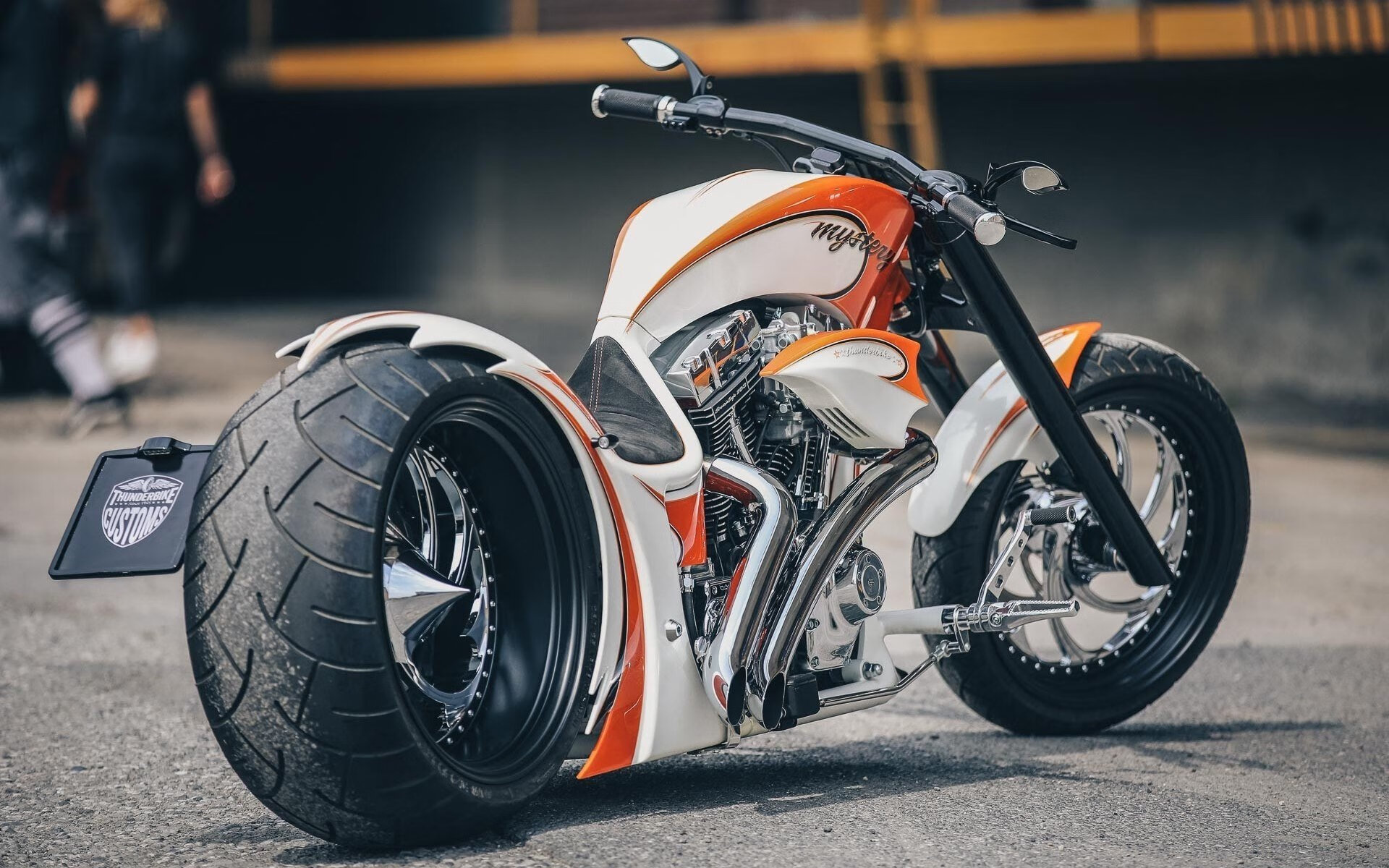 神兵天降！迪亚斯魔幻表演主宰诺坎普，阿森纳王者归来强势晋级