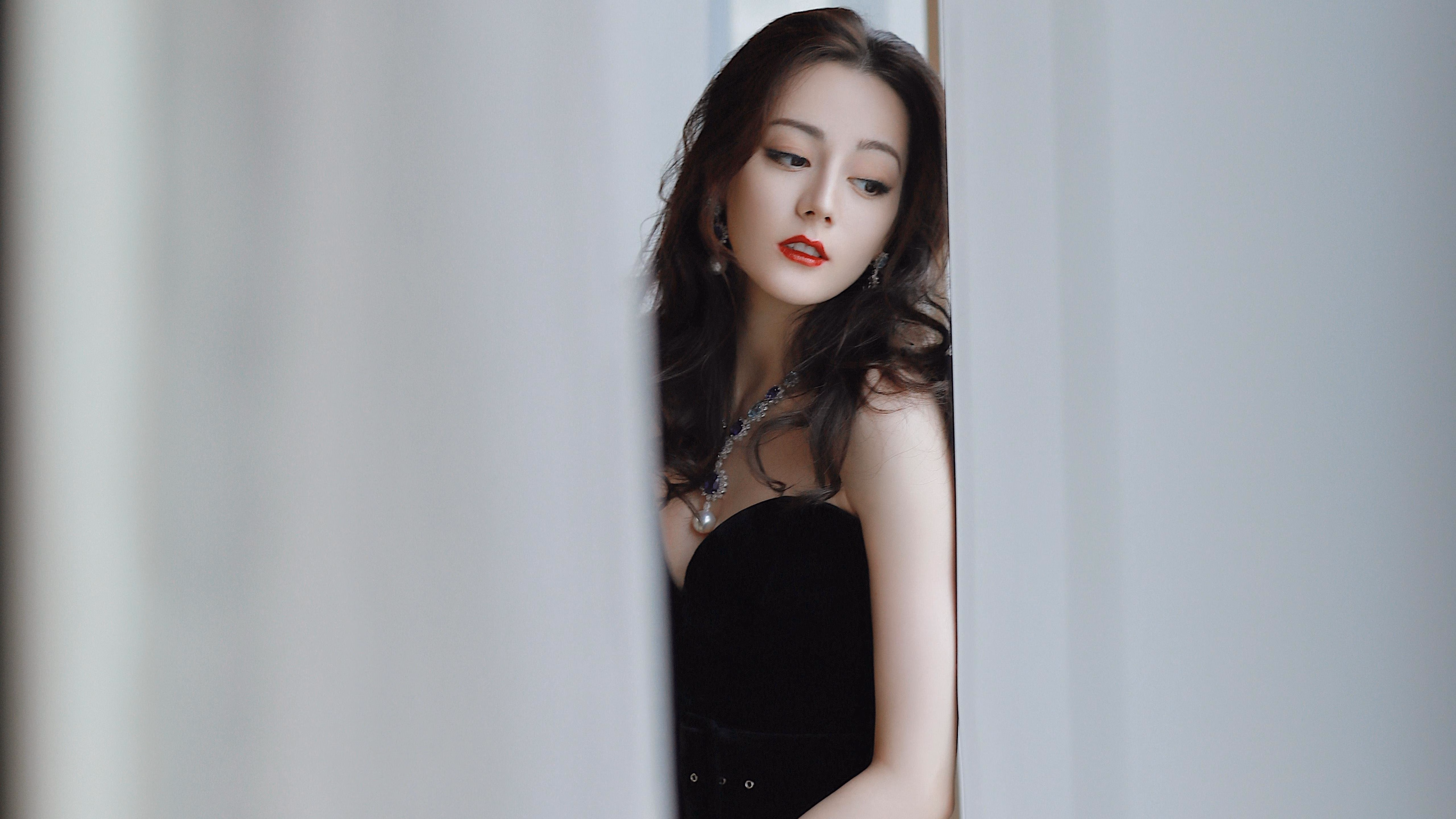 迪马利亚法老新装撕裂郁金香！埃及3-1荷兰，35岁天使独造三球导演惊天冷门