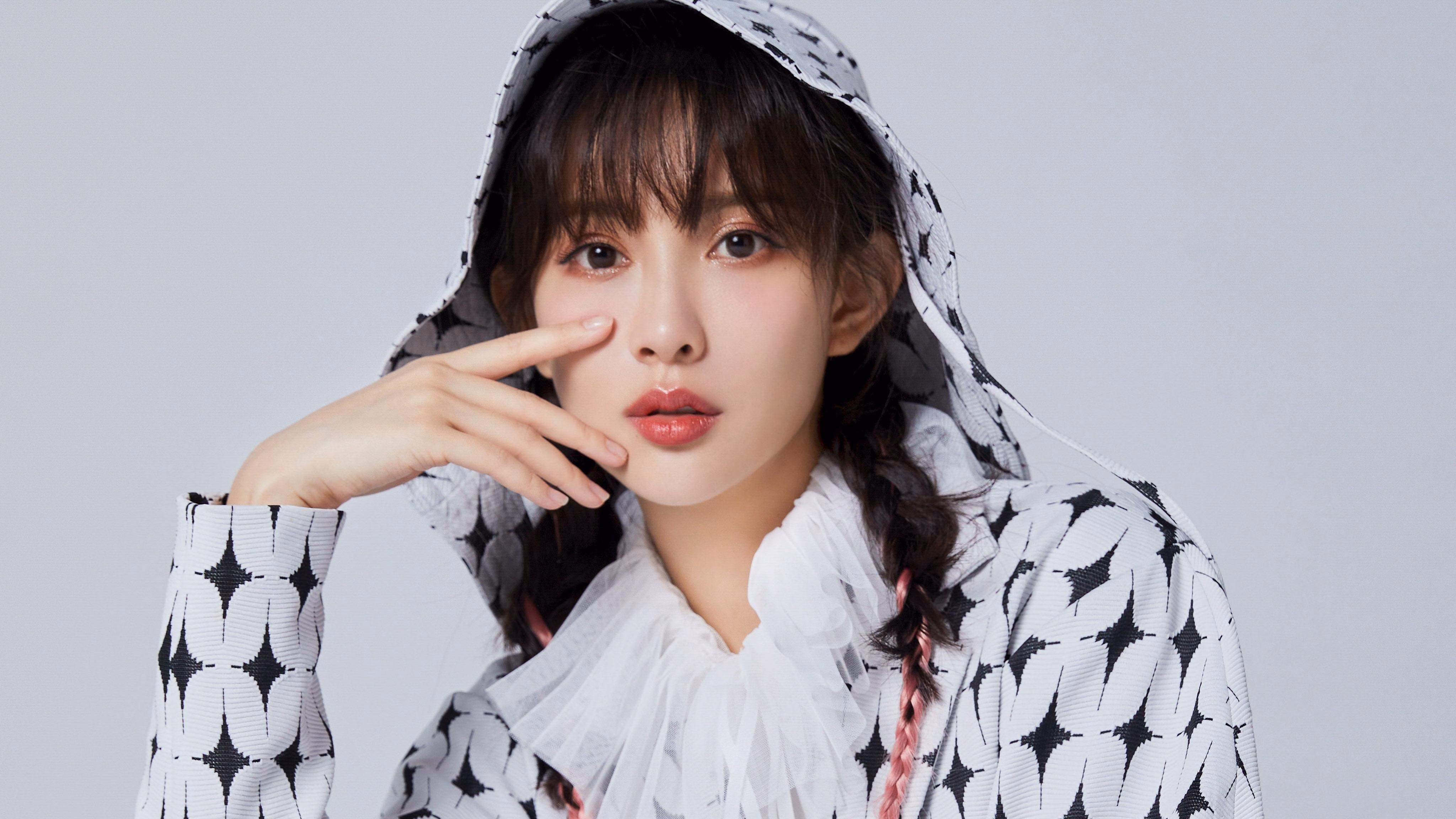 雷恩对阵苏格兰一役,德里赫特用防守教科书重新定义中卫典范