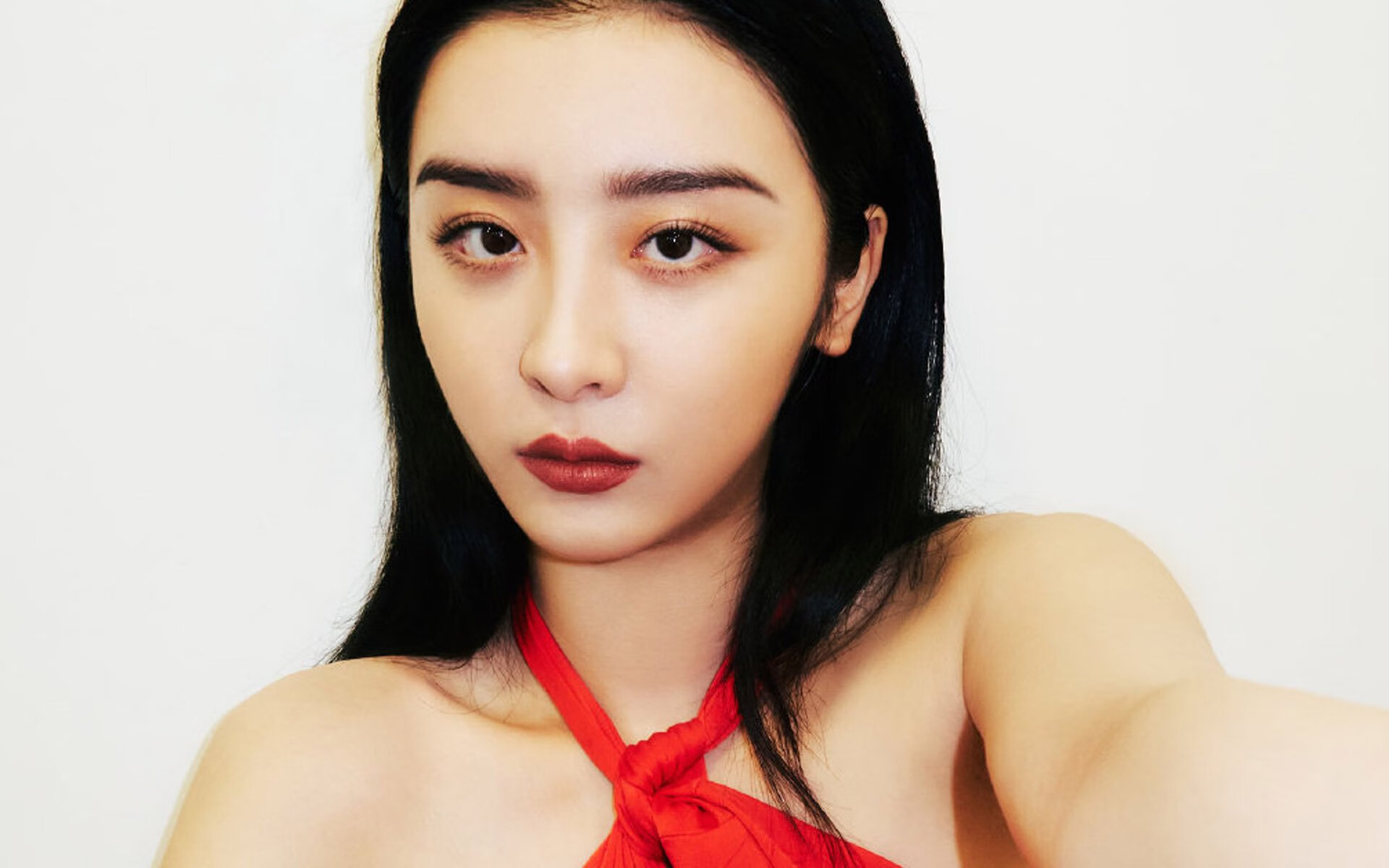 钢铁洪流与南美探戈的终极碰撞，卢卡库以天神下凡之势，引领塞尔维亚在窒息攻防中险胜智利