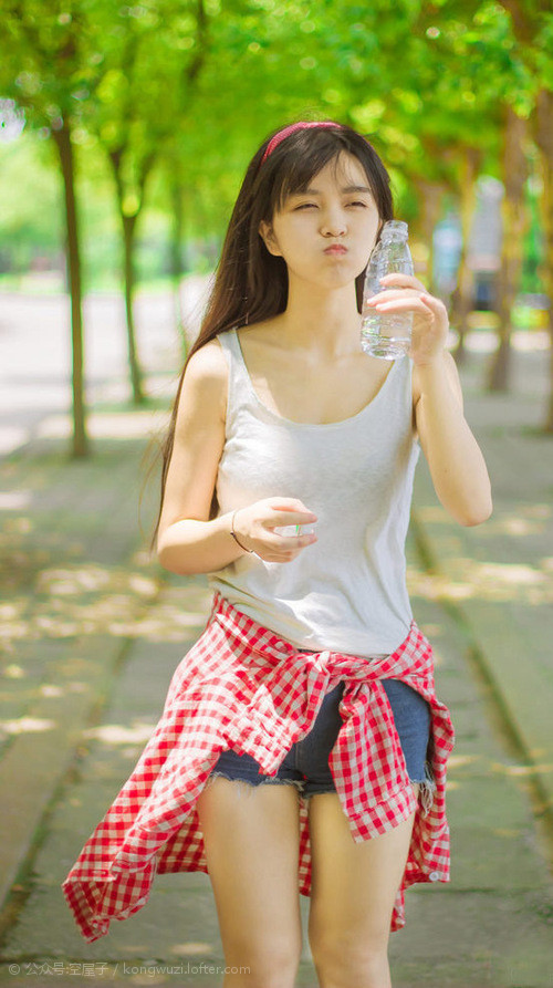 2026世界杯强强对话历史重演，加拿大用希腊式防守铸就奇迹，卢卡库化身战神撕裂捷克防线